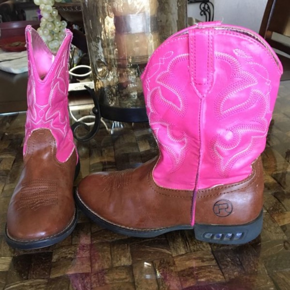 Pink Cowgirl boots